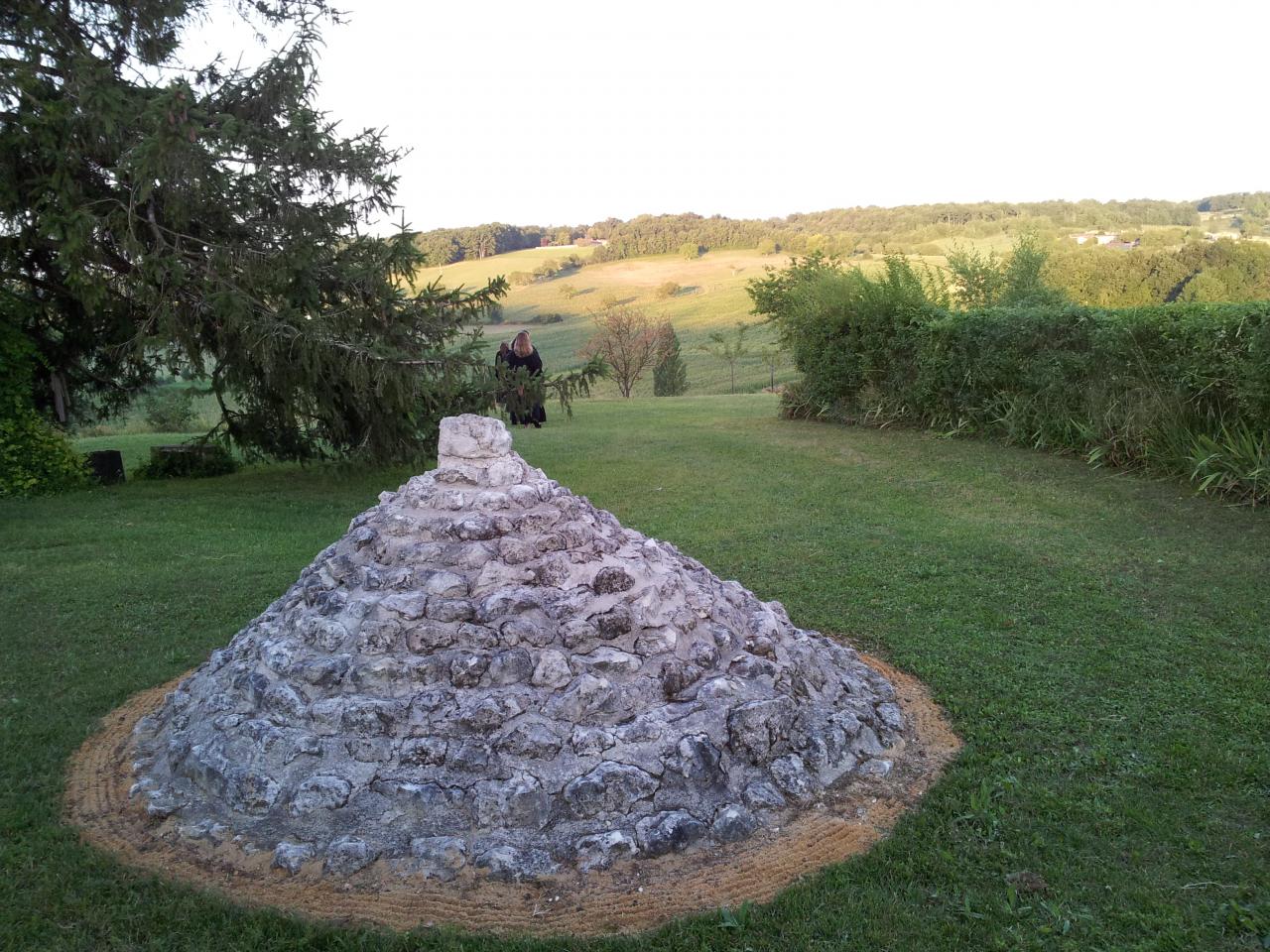 Yama Stupa devant l'entrée